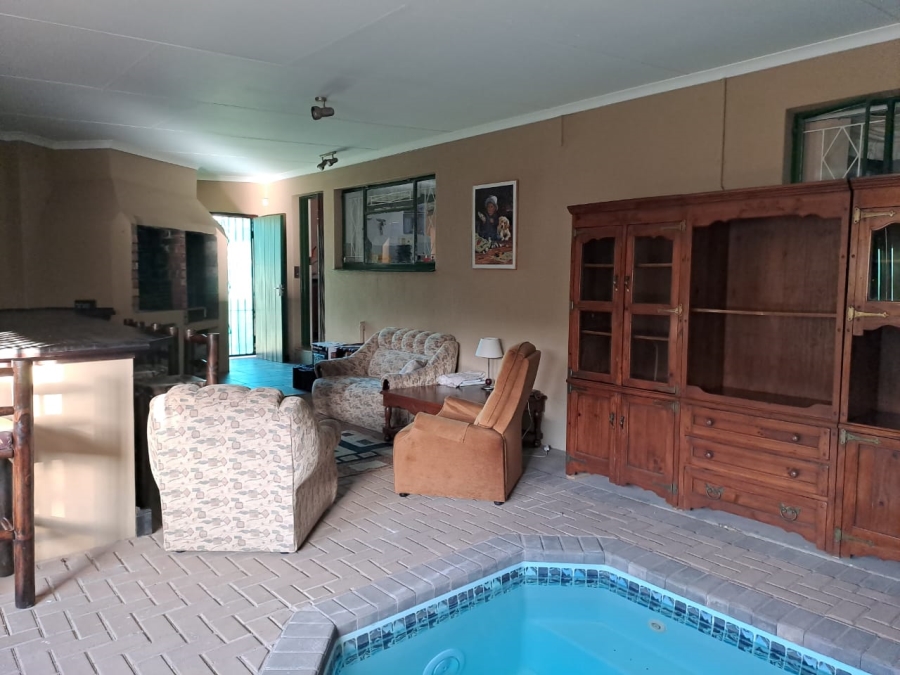 3 Bedroom Property for Sale in Flora Park Northern Cape